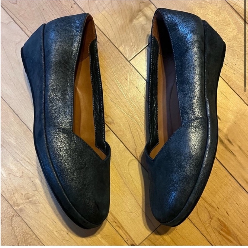 L'Amour Des Pieds Collection Bracey Slip-On Wedge Shoes Black Leather size 8.5 - Picture 2 of 9